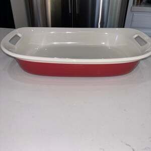 CorningWare Etch Red Stoneware 3qt / 2.85L Rectangular Baking Dish